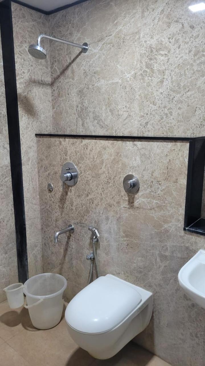 Moshis Nest Hotel Madurai Buitenkant foto